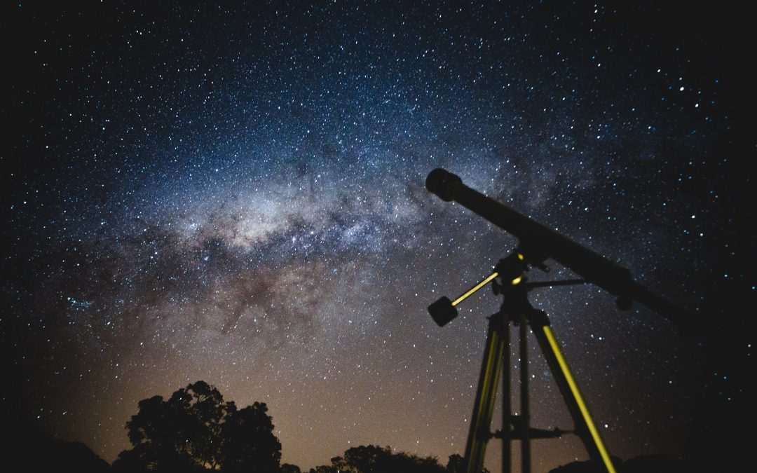 How to Choose the Right Telescope Based on Where You Live (Urban, Suburban, or Rural) | Stargazing Guide & Cosmic Journey