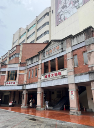 Dadaocheng historic market street