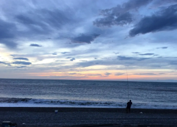 Azure waves rolling onto Jinlun beach | Taiwan Travel, Tour & Journey